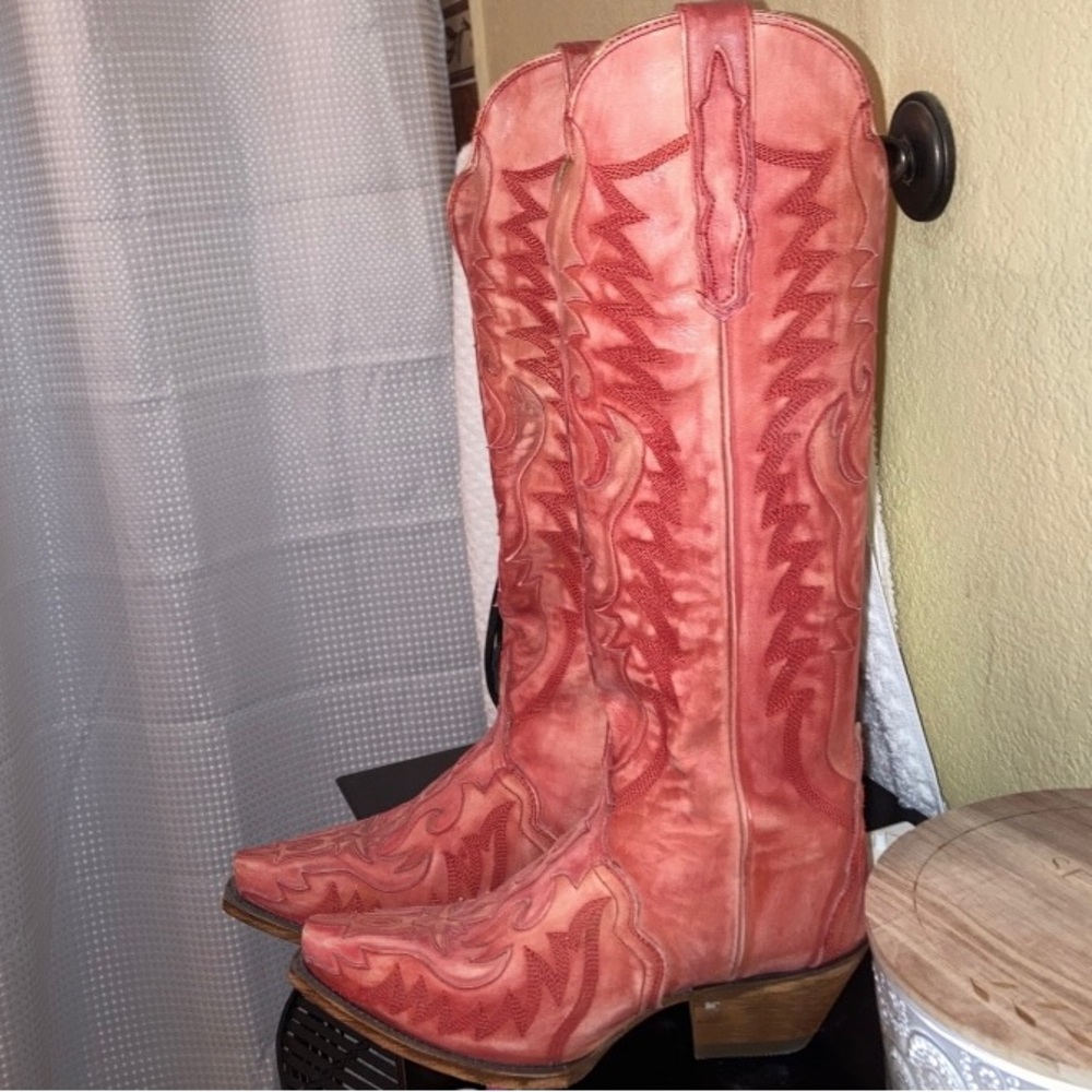 Women Dan post Hallie red boots